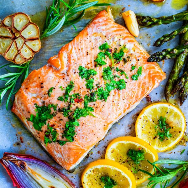 Grilled Salmon with Lemon and Dill
